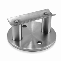 Margas sienas skapis ārējiem balusters